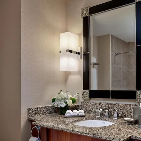 Loews New Orleans Hotel Exterior photo